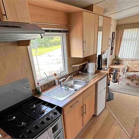 4-Bedroom Cosalt Caravan In Uddingston, Glasgow ภายนอก รูปภาพ